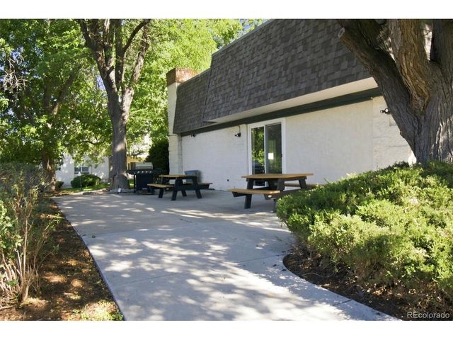 5770 E Warren Ave 104, Denver, CO 80222