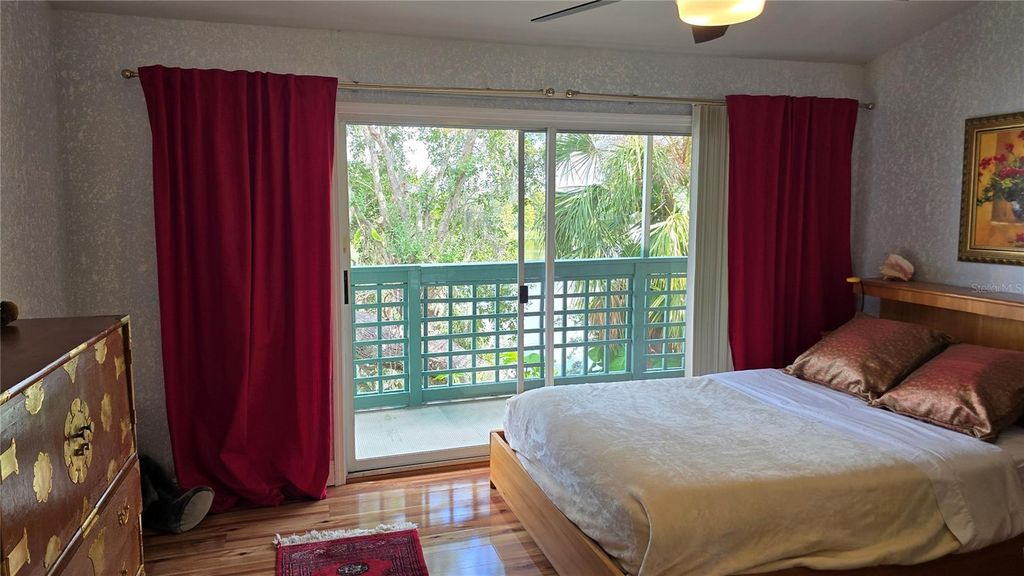 Image 19 of property listing at Address unavailable.