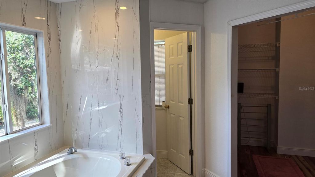 Image 25 of property listing at Address unavailable.