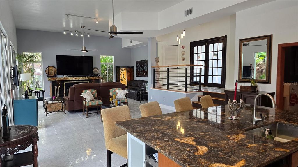 Image 9 of property listing at Address unavailable.