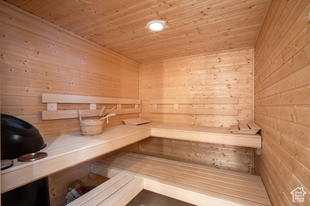 213 E ADAM LN, Washington, UT 84780