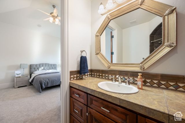 213 E ADAM LN, Washington, UT 84780