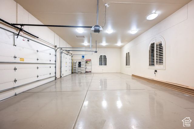 213 E ADAM LN, Washington, UT 84780