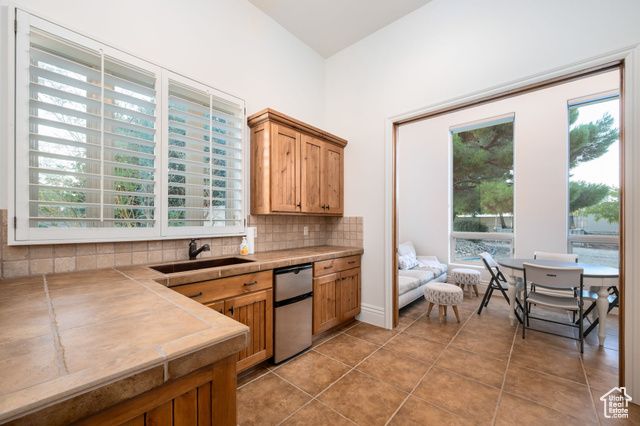 213 E ADAM LN, Washington, UT 84780