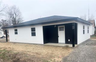 9 W Truitt Street, Dexter, MO 63841