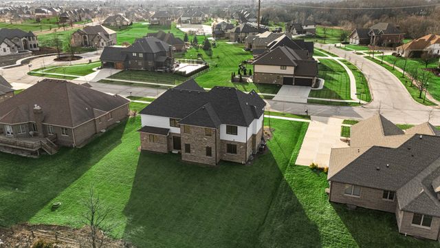 7831 NORTHWOODS Drive, Frankfort, IL 60423