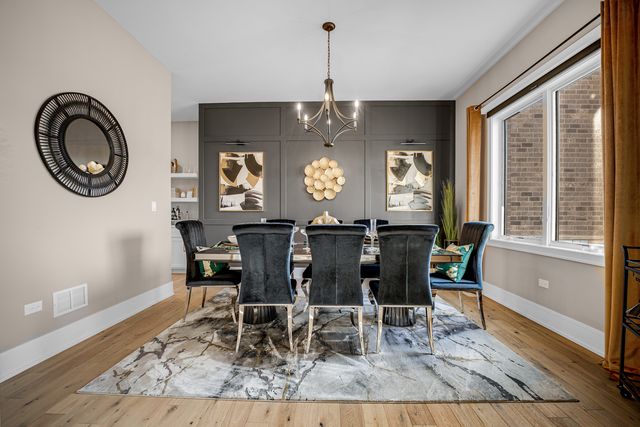 7831 NORTHWOODS Drive, Frankfort, IL 60423