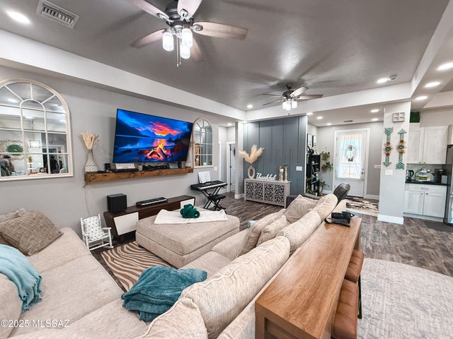 7786 W Tinsley Place, Pima, AZ 85543