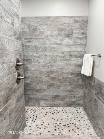 7786 W Tinsley Place, Pima, AZ 85543