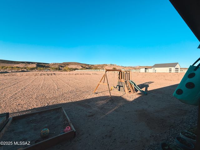 7786 W Tinsley Place, Pima, AZ 85543