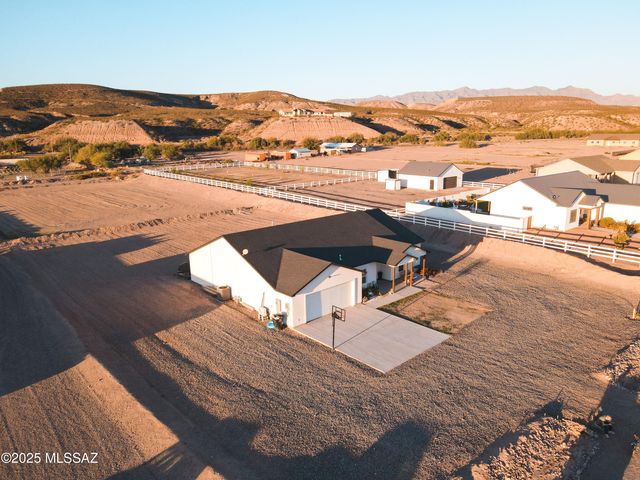 7786 W Tinsley Place, Pima, AZ 85543