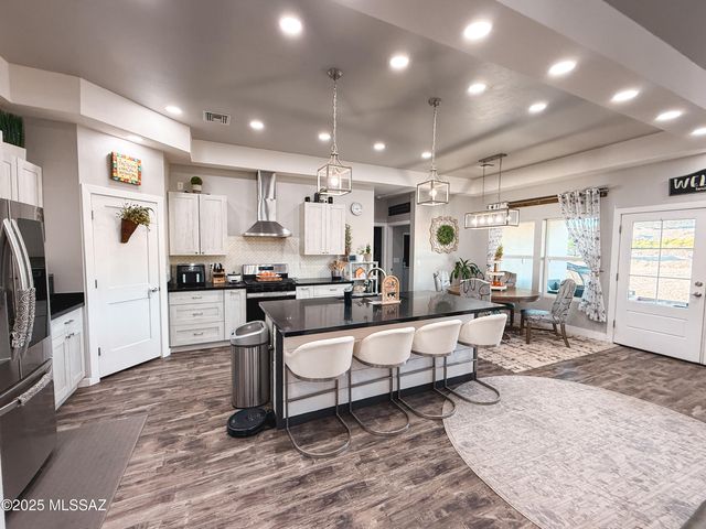 7786 W Tinsley Place, Pima, AZ 85543