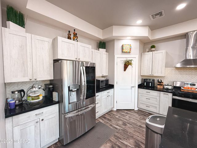 7786 W Tinsley Place, Pima, AZ 85543