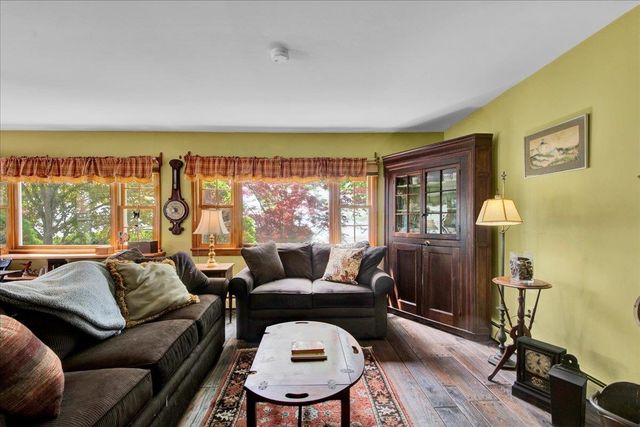 174 Pelots Point Road, North Hero, VT 05474