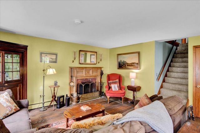 174 Pelots Point Road, North Hero, VT 05474