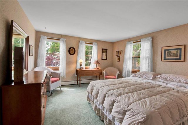 174 Pelots Point Road, North Hero, VT 05474