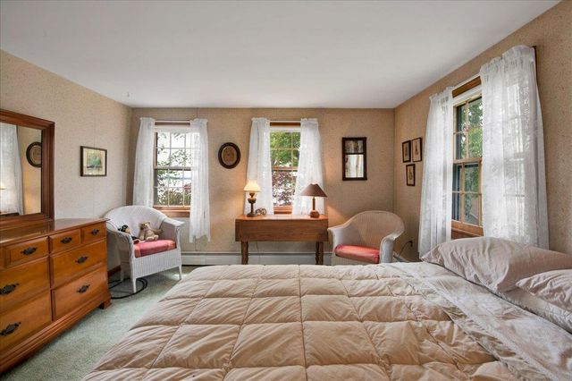 174 Pelots Point Road, North Hero, VT 05474