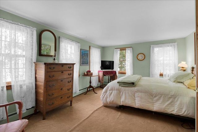 174 Pelots Point Road, North Hero, VT 05474