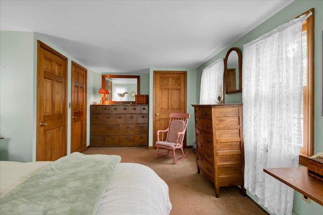 174 Pelots Point Road, North Hero, VT 05474