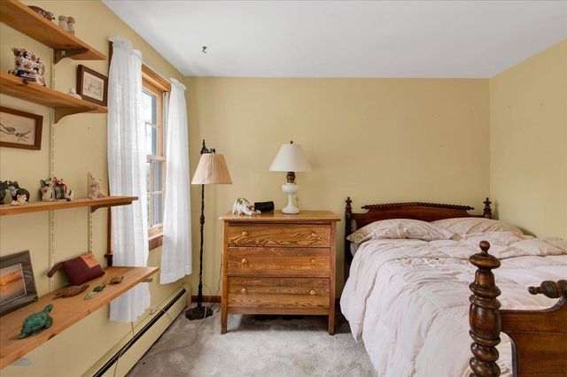174 Pelots Point Road, North Hero, VT 05474