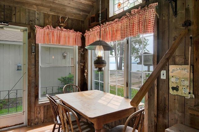 174 Pelots Point Road, North Hero, VT 05474