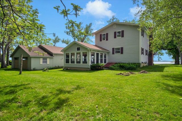 174 Pelots Point Road, North Hero, VT 05474