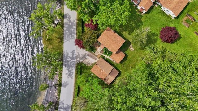 174 Pelots Point Road, North Hero, VT 05474