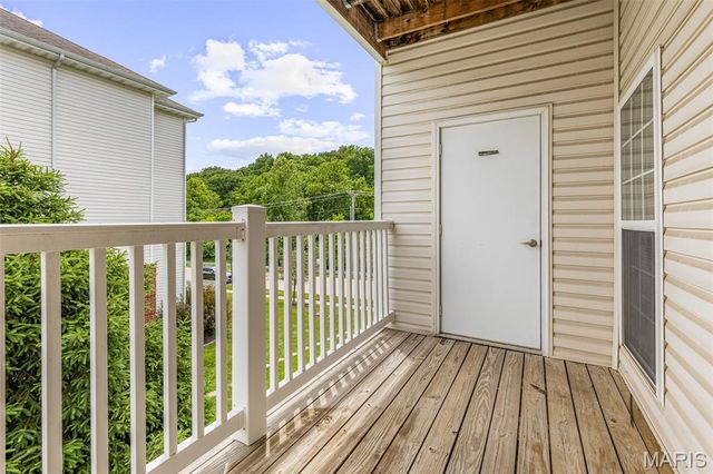 35 Kassebaum Lane 200, Unincorporated, MO 63129