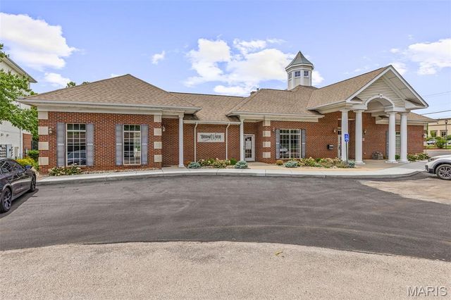 35 Kassebaum Lane 200, Unincorporated, MO 63129