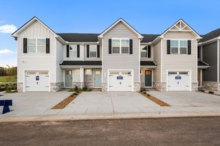 106F Bullpen Ct F, Clarksville, TN 37042