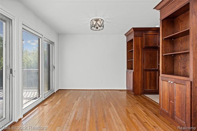 3013 Moon Lake Drive, West Bloomfield, MI 48323