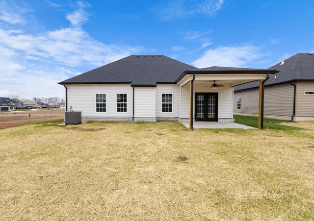 1285 Mourning Cloak Dr, Clarksville, TN 37043