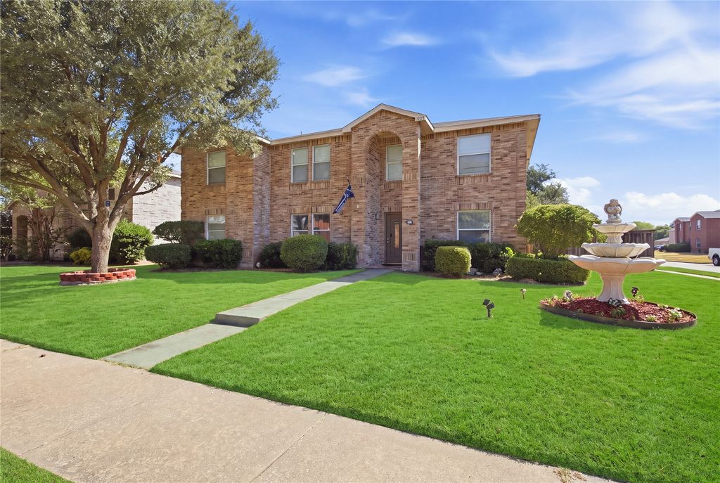 1220 Highview Drive, Cedar Hill, TX 75104 — exterior