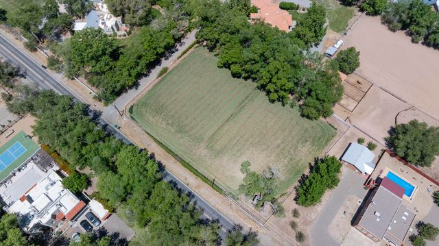 1001 El Pueblo Road NW, Los Ranchos, NM 87114