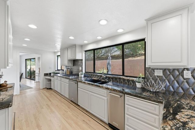 181 Coronado Avenue, San Carlos, CA 94070