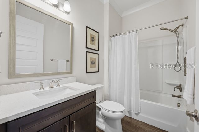 210 Foxbriar Ct, Hardeeville, SC 29927