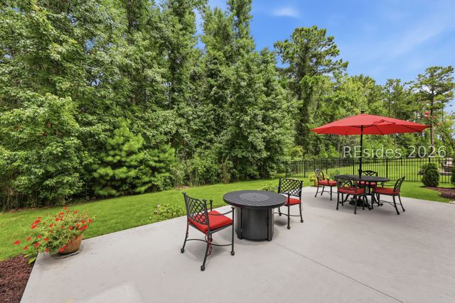 210 Foxbriar Ct, Hardeeville, SC 29927