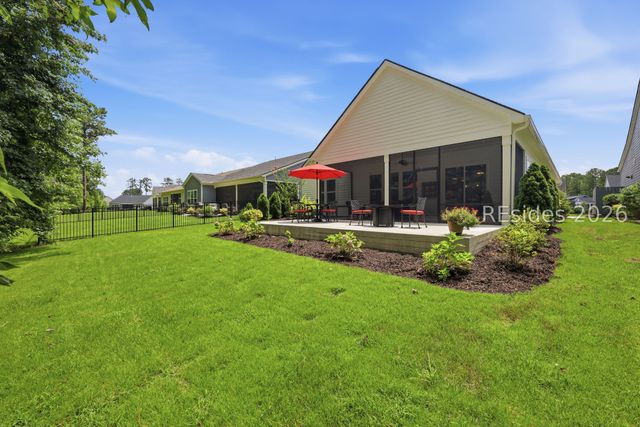 210 Foxbriar Ct, Hardeeville, SC 29927