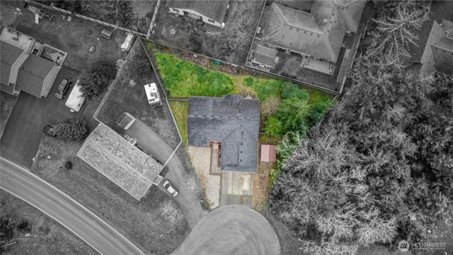 118 Mark Court SE, Ocean Shores, WA 98569