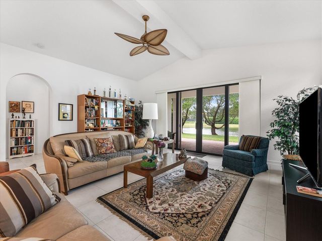 8259 Grand Prix Lane, Boynton Beach, FL 33472