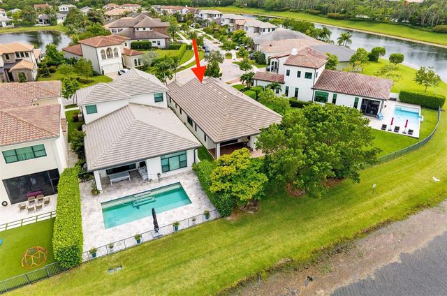 8259 Grand Prix Lane, Boynton Beach, FL 33472