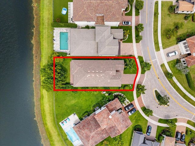 8259 Grand Prix Lane, Boynton Beach, FL 33472
