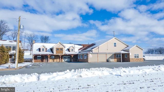 113 BLACK HORSE RD, Paradise, PA 17562