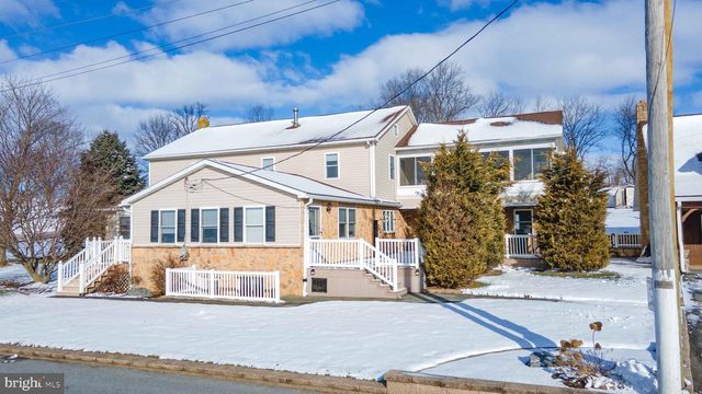 113 BLACK HORSE RD, Paradise, PA 17562