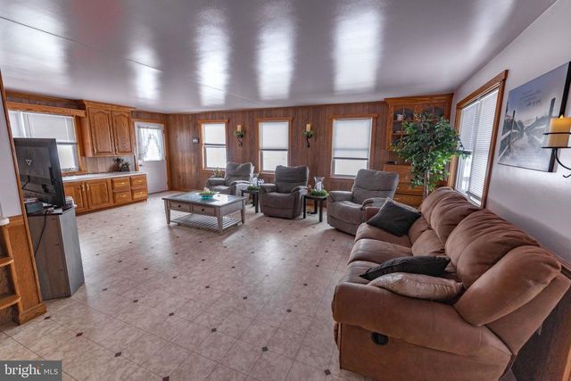 113 BLACK HORSE RD, Paradise, PA 17562