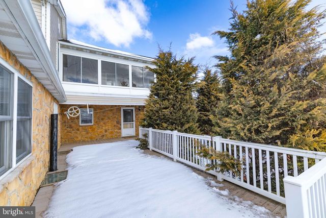 113 BLACK HORSE RD, Paradise, PA 17562