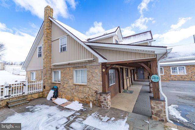 113 BLACK HORSE RD, Paradise, PA 17562