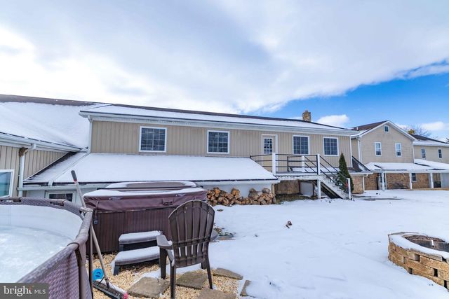 113 BLACK HORSE RD, Paradise, PA 17562