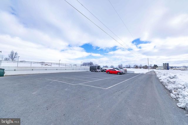 113 BLACK HORSE RD, Paradise, PA 17562