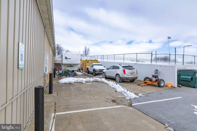 113 BLACK HORSE RD, Paradise, PA 17562